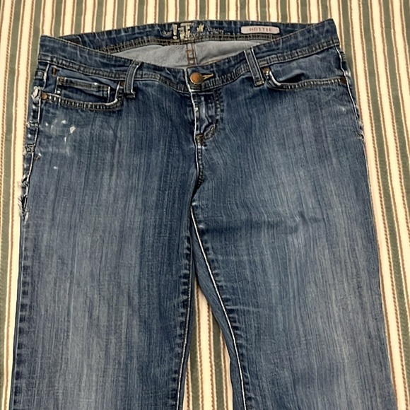 !IT Jeans Women’s Super Distressed Boot Cut Blue Denim Jeans - Picture 2 of 9